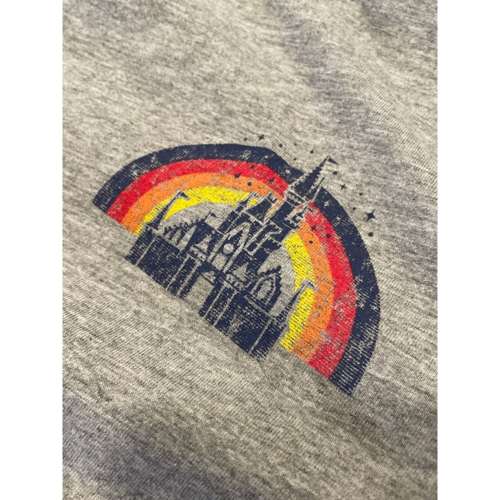 Walt Disney World 1971 Ringer T-Shirt Size M Mens Gray Red Rainbow Castle Retro - Picture 6 of 13